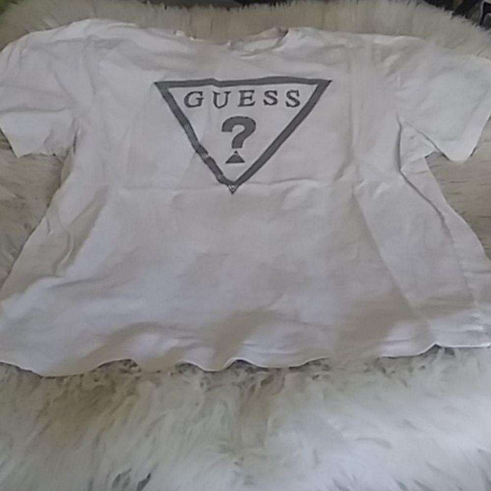 Guess T-shirt